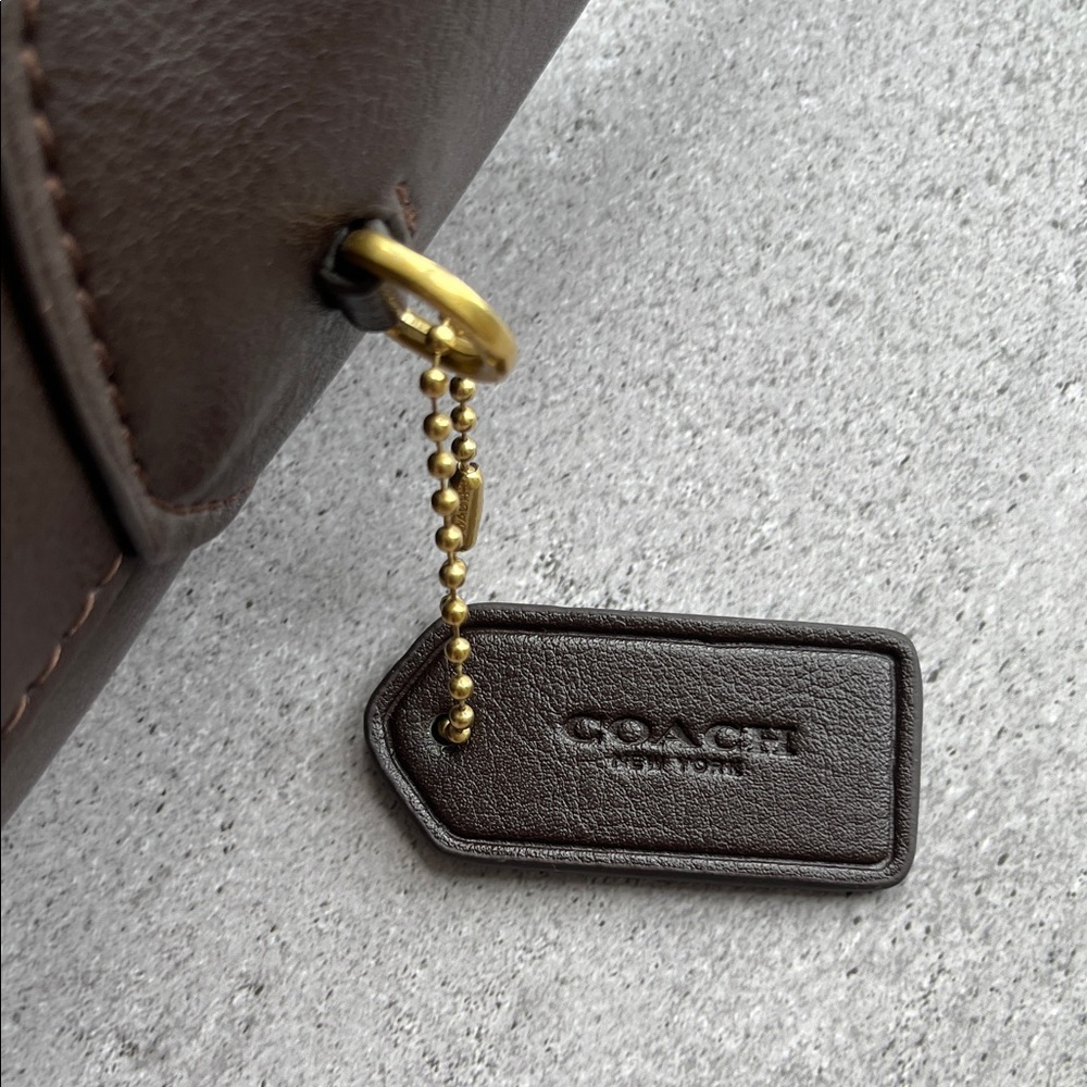 Coach Brown Leather Shoulder Bag - Picture 2 of 4